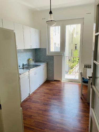Apartment with Balcony image 5