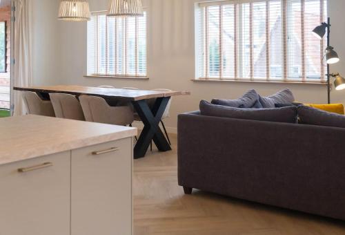 Sint Adelbertus in เอกมอนด์ บินเนน