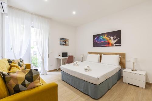 Hostly-Libia Light Lodge-10min Metro to Colosseum, Рим (фото 3)