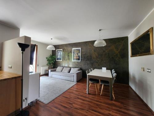 Apartament Karkonoska z garażem, Breslau (Foto 2)