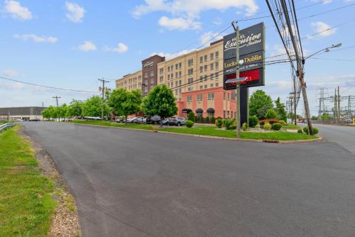 Hotel Executive Suites in Carteret, USA