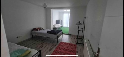 Appartement f3 Sevran in Севран