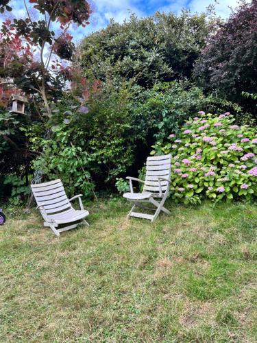 Сад, Cosy studio - A 2 pas de Paris et de Versailles in Лувесь'єнн