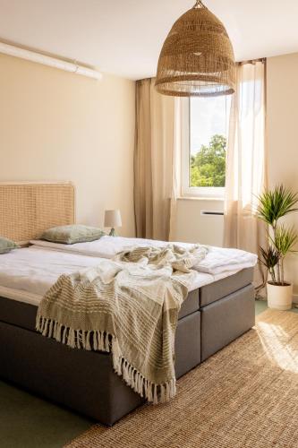 Four Seasons Old Town - Spring