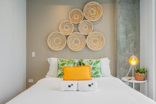 Two-Bedroom Deluxe Apartment with Balcony image 3