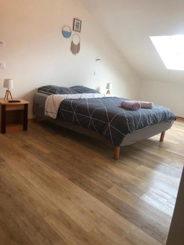 1 double bed, 2 twin beds