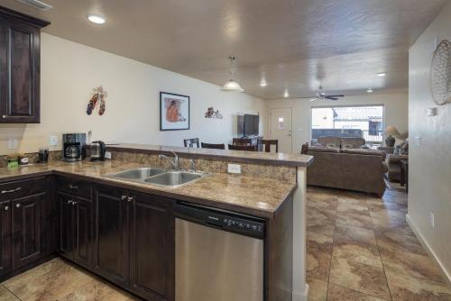 Rim Village Vista - Unit 10 - A8 - main image
