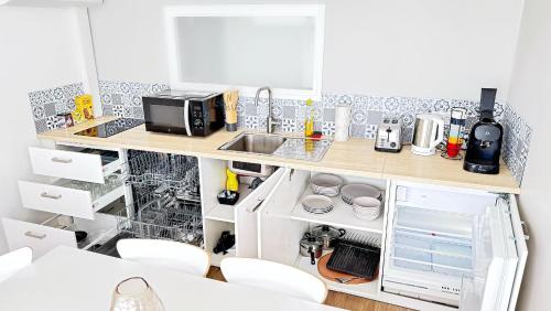 Suite Dalmate - Appartement 6 personnes - Check in h24 & Wifi, Lyon (photo 9)