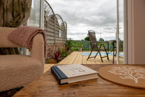 헤리포드 Field View Cottage hottub, dog friendly great view 4성급 싱글룸 로비