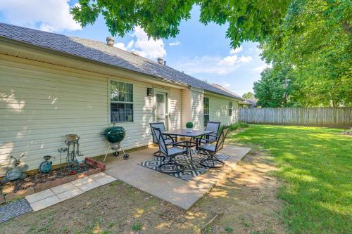 Fenced Yard Bike-Friendly Home in Bentonville! in Bentonville, USA