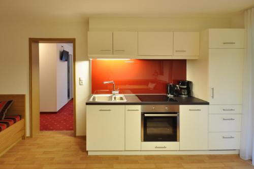 ห้องครัว, Haus Helga in ใจกลางเมืองบรันด์