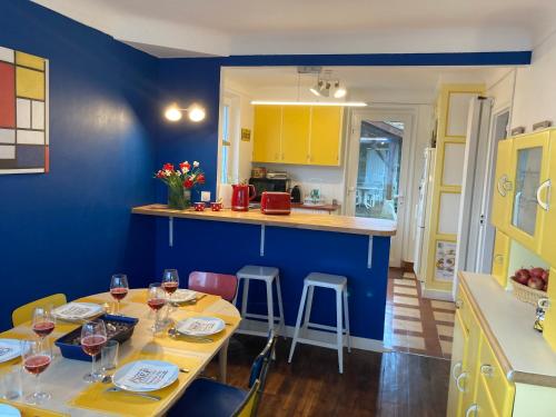 Carré Vintage, gîte années 50 avec jardin proche Laon (Carre Vintage, gite annees 50 avec jardin proche Laon) in Grandlup-et-Fay