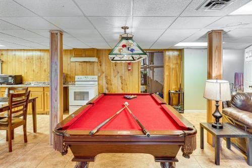Harrisburg Apartment about 4 Mi to Midtown! in Harrisburg, USA