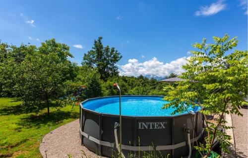 4 Bedroom Amazing Home In Mladenici