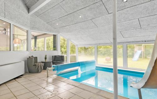 مسبح, Stunning Home In Nørre Nebel With Sauna in Norre Nebel