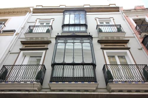 Unterkunft von außen, Las Atarazanas - Design Hostal in Sevilla