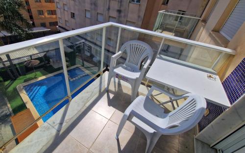 陽台/露台, Chula Vista Apartamento, 200m de la playa, piscina, parking in 達伊穆茲