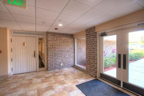 Condo Wview David Rigney Real Estate Solutions in Palm Harbor, USA