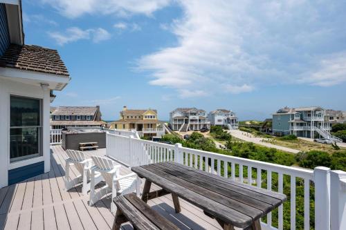 Six-Bedroom Holiday Home image 10