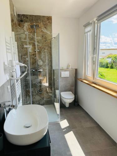 ボルネ・スリノヴォ Pensjonat Eden Apartament 5 3つ星 シングルルーム スイート