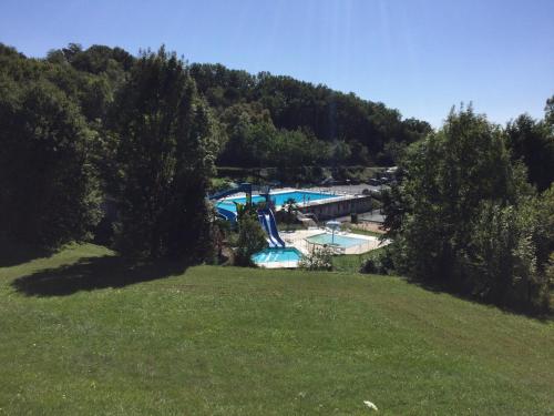 View, Luxe,piscine,jacuzzi,moulin historique en pierres entierement renove in Ferrand