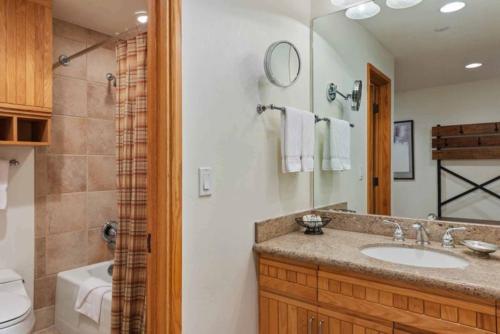 The Charter at Beaver Creek E015 in Beaver Creek, USA