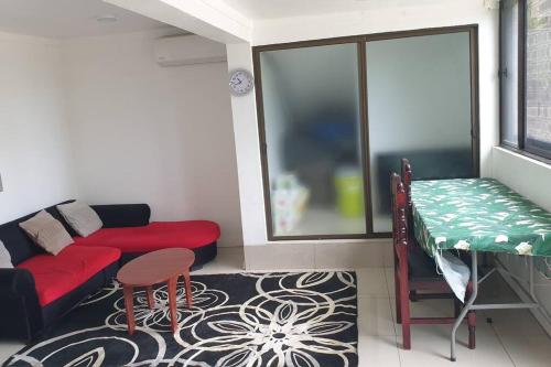 . Kianna Apartments