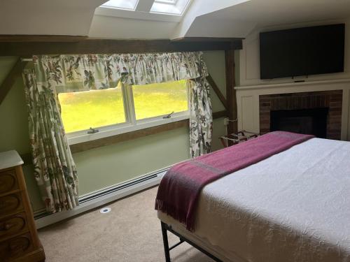 1 queen bed