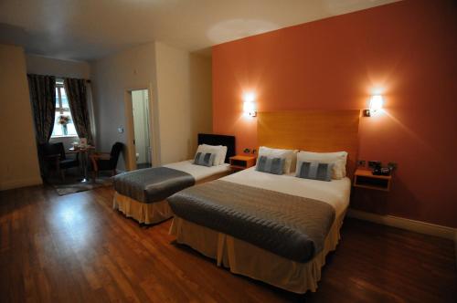 The Coach House Hotel - image 11