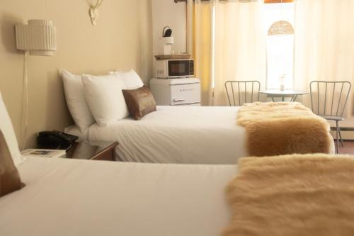 Berkshire Valley Inn in Williamstown, USA