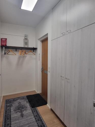 Kompakti yksiö numero 6 pienkerrostalossa (Kompakti yksio numero 6 pienkerrostalossa) in Pori