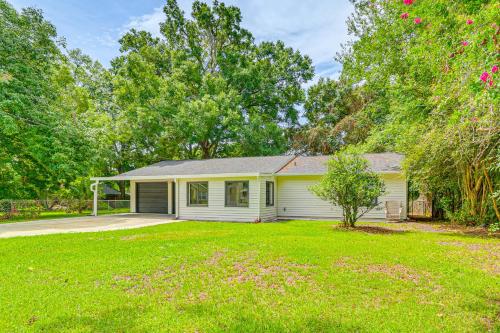 Ocala Home with Fenced Yard Near WEC Dogs Welcome! in Ocala Ridge, USA