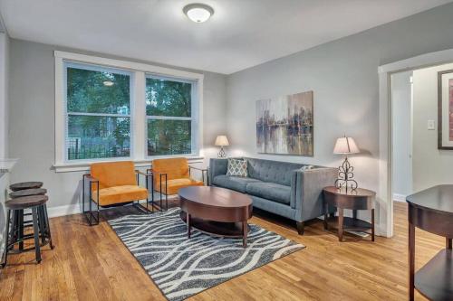 Beautiful Brand New Tower Grove Unit 1s in Richmond Heights, USA