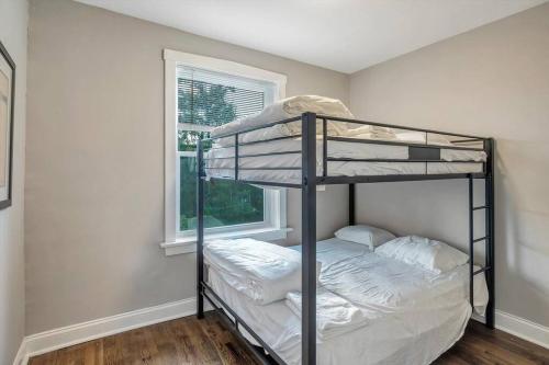 Beautiful Brand New Tower Grove Unit 1s in Richmond Heights, USA