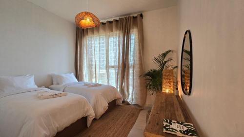 Luxury 2BR Biophilic Retreat with Private Jacuzzi, Massage Chair & Infinity Pool, Dubai (foto 5)