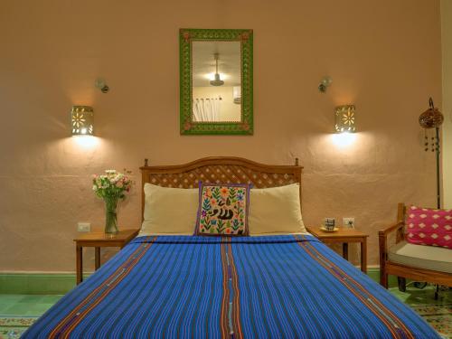 Queen Room image 2