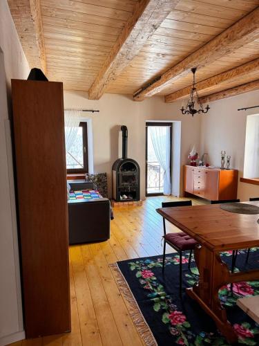 CASA DI MONTAGNA BnB - LEO in Danta