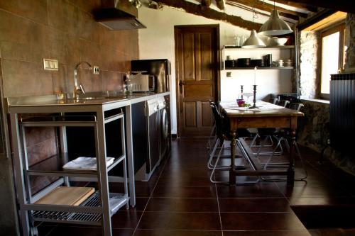 m² 2 guļamistaba, 1 privāta vannas istaba Māja Munilla
 (Casa Mountain Riojania Vacatio) in Munilla