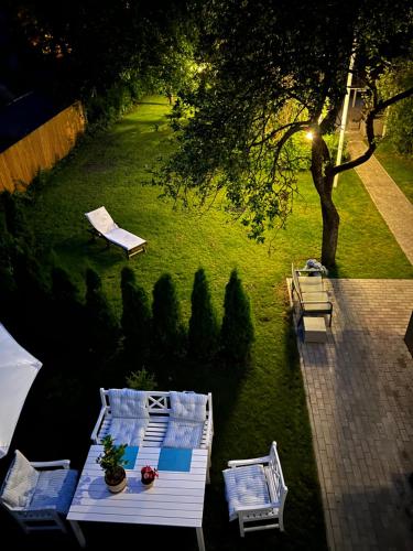 Brand new 3BR family friendly house with huge garden Brand new 3BR family friendly house with huge garden