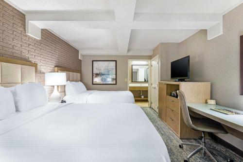 Best Western Savannah Historic District - image 12
