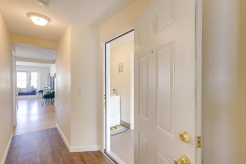 Cozy Delafield Apartment - Walk to Lake! in Delafield