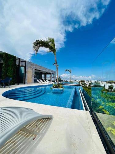 Luxury Peace Infinity Pool Gym Parking 5MinBeach