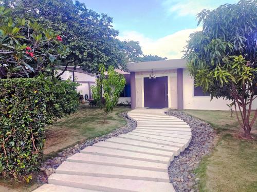 . Casa 4 cuartos, parqueadero, parrilla y terraza