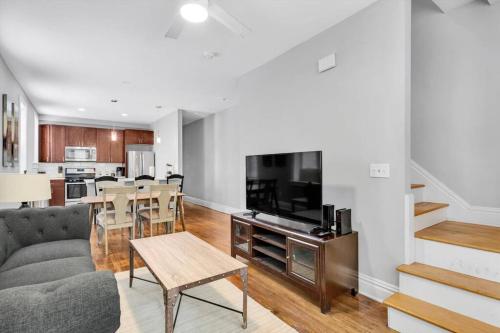 Stunning Townhome 916 in The Grove in Tower Grove, USA