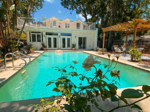 1BR 1BA in Historic Park Ave Home in Orlando, USA