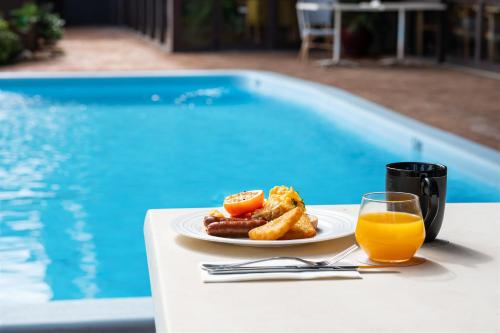 The Plaza Hotel Kalgoorlie