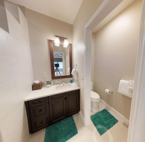 ENDLESS SUMMER Elegant KaMilo Home with Heated Pool and Guest Cottage ENDLESS SUMMER Elegant KaMilo Home with Heated Pool and Guest Cottage