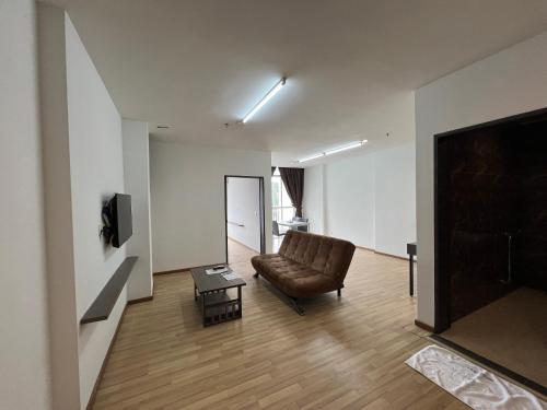 Teamwork Melaka - Entire Studio Apartment in Ayer Keroh Teamwork Melaka - Entire Studio Apartment in Ayer Keroh