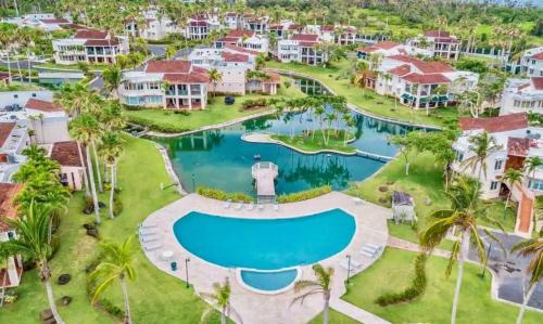 Family Villa Oleana Waterviews Oceanfront with water and generator in Vega Alta