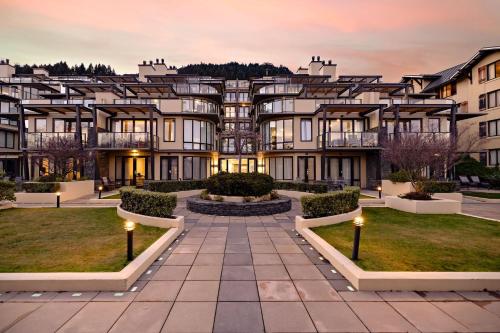 The Beacon 1008 - 2 Bedroom Apartment - image 4